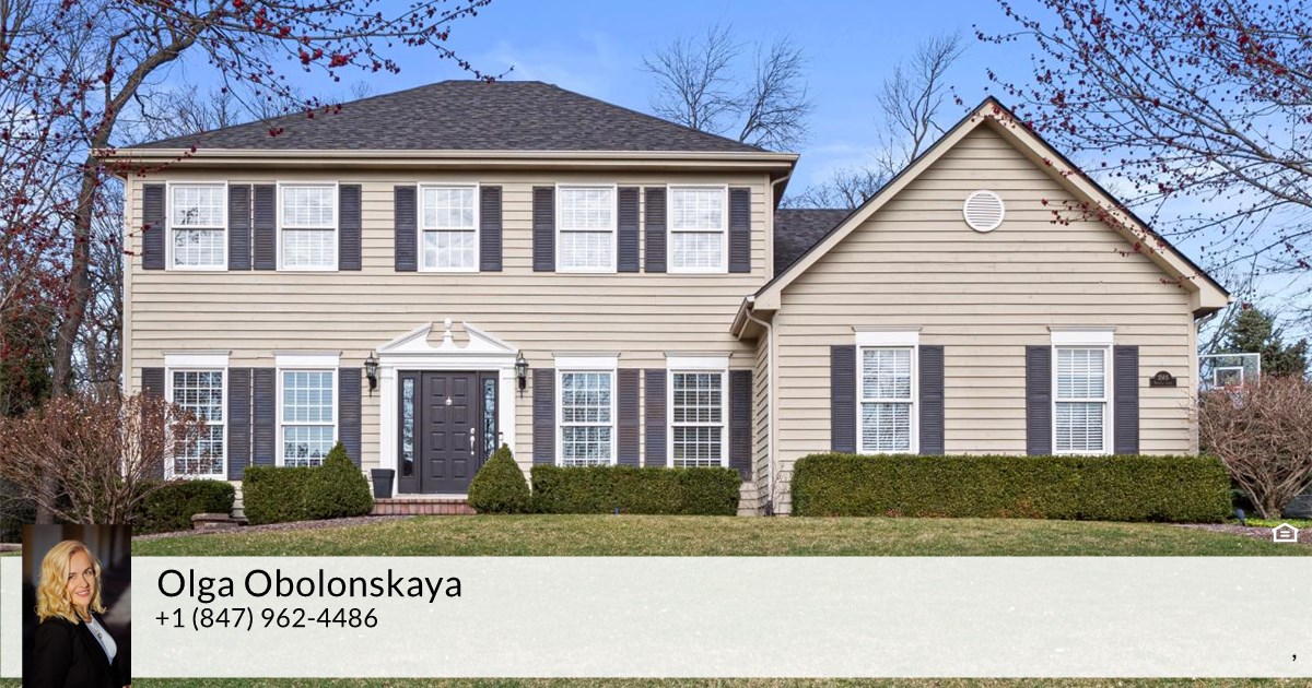 3505 Oakleaf Ln, Crystal Lake, IL 60012